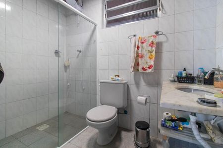 Casa para alugar com 170m², 3 quartos e 4 vagasBanheiro Social
