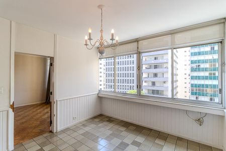 Apartamento à venda com 383m², 4 quartos e 3 vagasCopa