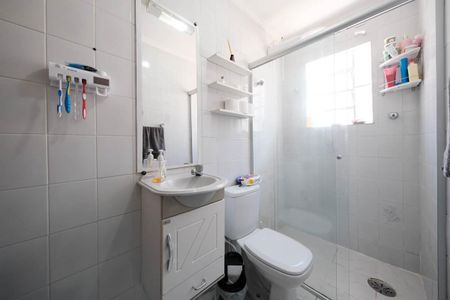 Casa à venda com 120m², 4 quartos e 2 vagasBanheiro 1