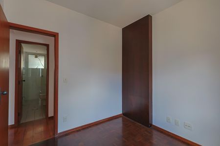 Apartamento à venda com 95m², 3 quartos e 2 vagasQuarto 1