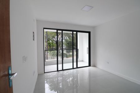 Suíte de casa para alugar com 2 quartos, 120m² em Jardim Las Palmas, Guarujá