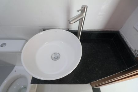 Casa para alugar com 120m², 2 quartos e 1 vaga Casa para alugar com 120m², 2 quartos e 1 vagaBanheiro Suíte 2