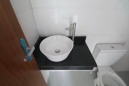 Casa para alugar com 120m², 2 quartos e 1 vaga Casa para alugar com 120m², 2 quartos e 1 vagaBanheiro Suíte