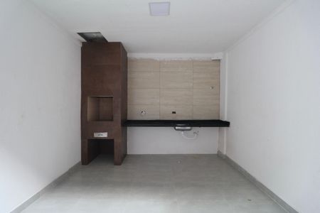 Casa para alugar com 120m², 2 quartos e 1 vaga Casa para alugar com 120m², 2 quartos e 1 vagaQuintal