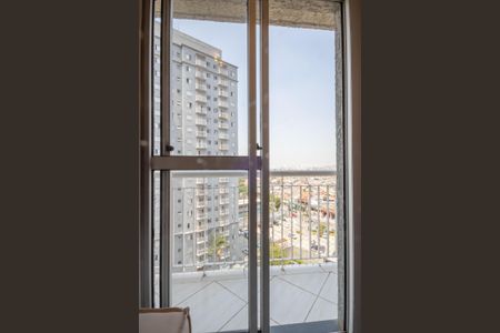 Sacada de apartamento à venda com 2 quartos, 58m² em Bussocaba, Osasco