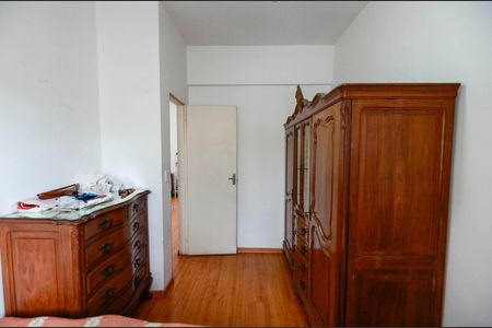 Casa à venda com 225m², 4 quartos e 2 vagasQuarto 1