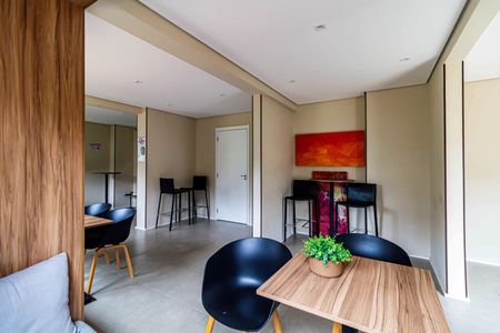 Apartamento à venda com 32m², 1 quarto e sem vaga Apartamento à venda com 32m², 1 quarto e sem vagaÁrea comum - Salão de festas