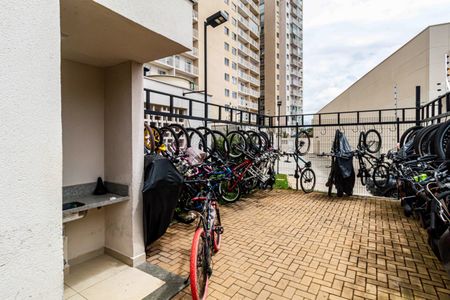 Apartamento à venda com 32m², 1 quarto e sem vaga Apartamento à venda com 32m², 1 quarto e sem vagaÁrea comum - Bicicletário