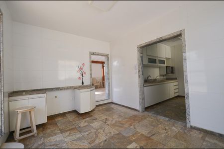 Apartamento à venda com 420m², 4 quartos e 1 vaga Apartamento à venda com 420m², 4 quartos e 1 vagaCopa Cobertura