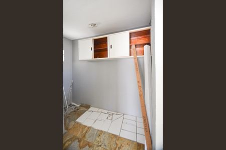 Apartamento à venda com 420m², 4 quartos e 1 vaga Apartamento à venda com 420m², 4 quartos e 1 vagaQuarto de Serviço