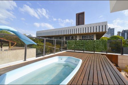 Apartamento à venda com 420m², 4 quartos e 1 vaga Apartamento à venda com 420m², 4 quartos e 1 vagaCobertura