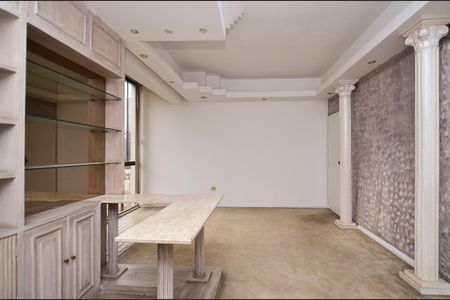 Apartamento à venda com 420m², 4 quartos e 1 vaga Apartamento à venda com 420m², 4 quartos e 1 vagaSala de Estar