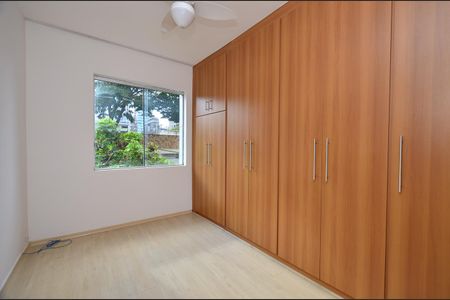 Apartamento à venda com 420m², 4 quartos e 1 vaga Apartamento à venda com 420m², 4 quartos e 1 vagaQuarto 1