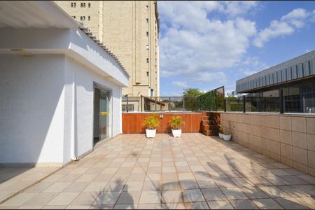 Apartamento à venda com 420m², 4 quartos e 1 vaga Apartamento à venda com 420m², 4 quartos e 1 vagaCobertura