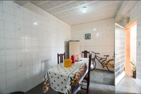 Casa à venda com 400m², 3 quartos e sem vagaCozinha