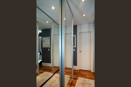 Apartamento à venda com 159m², 3 quartos e 2 vagasCloset Quarto 3 - Suíte