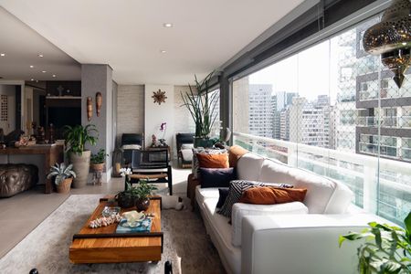 Apartamento à venda com 159m², 3 quartos e 2 vagasSala Varanda