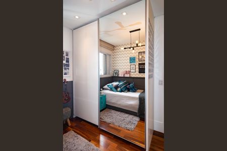 Apartamento à venda com 159m², 3 quartos e 2 vagasQuarto 2 Suíte