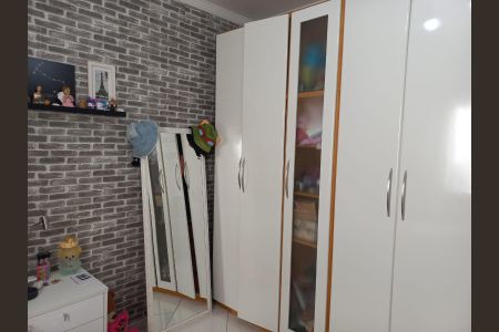 Casa à venda com 212m², 3 quartos e 3 vagasQuarto 2