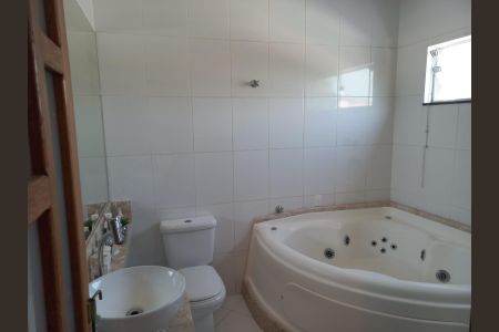 Banheiro da Suíte de casa à venda com 3 quartos, 212m² em Baeta Neves, São Bernardo do Campo