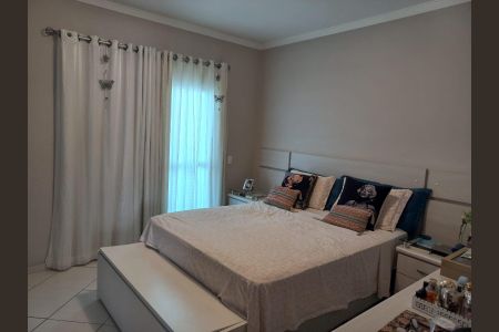 Suíte de casa à venda com 3 quartos, 212m² em Baeta Neves, São Bernardo do Campo