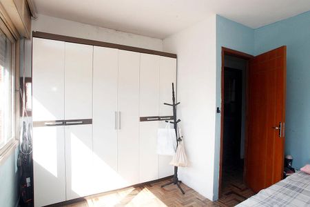 Quarto de apartamento à venda com 1 quarto, 34m² em Partenon, Porto Alegre