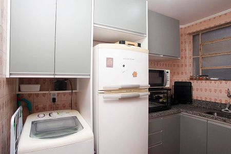 Cozinha de apartamento à venda com 1 quarto, 34m² em Partenon, Porto Alegre