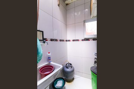 Casa para alugar com 60m², 2 quartos e 1 vagaÁrea de Serviço