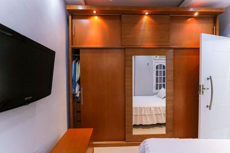 Casa para alugar com 60m², 2 quartos e 1 vagaSuíte