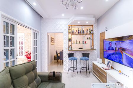 Casa para alugar com 60m², 2 quartos e 1 vagaSala