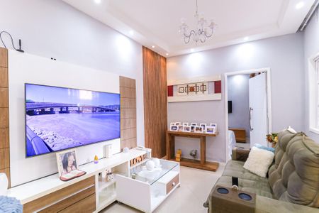 Casa para alugar com 60m², 2 quartos e 1 vagaSala