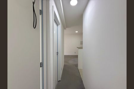 Apartamento à venda com 61m², 2 quartos e sem vagaCorredor Quartos