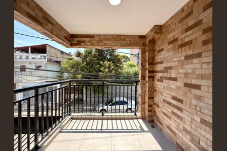 Apartamento à venda com 61m², 2 quartos e sem vagaSacada