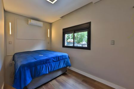 Casa à venda com 245m², 4 quartos e 4 vagasQuarto