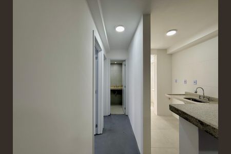 Apartamento à venda com 56m², 2 quartos e sem vagaCorredor Quartos 