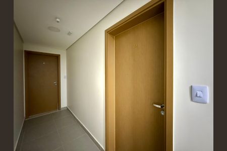 Apartamento à venda com 35m², 1 quarto e sem vaga Apartamento à venda com 35m², 1 quarto e sem vagaHall Apartamento