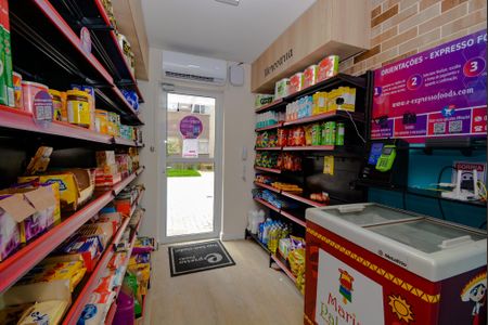 Apartamento à venda com 36m², 2 quartos e sem vagaÁrea comum - mini