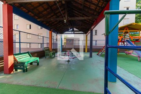 Apartamento para alugar com 64m², 2 quartos e sem vagaÁrea comum - Playground