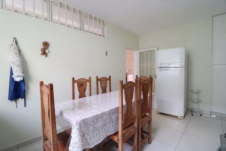 Casa para alugar com 230m², 3 quartos e 3 vagasCozinha