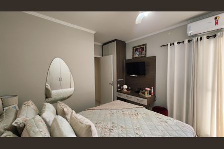 Apartamento à venda com 83m², 3 quartos e 2 vagas Apartamento à venda com 83m², 3 quartos e 2 vagasQuarto Suíte