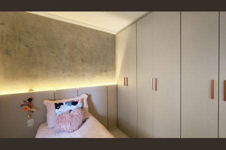 Apartamento à venda com 83m², 3 quartos e 2 vagas Apartamento à venda com 83m², 3 quartos e 2 vagasQuarto 3