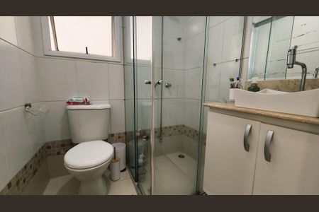 Apartamento à venda com 83m², 3 quartos e 2 vagas Apartamento à venda com 83m², 3 quartos e 2 vagasBanheiro da Suíte