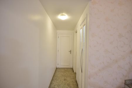 Casa de condomínio para alugar com 200m², 4 quartos e 2 vagasHall de Entrada