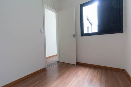 Casa à venda com 130m², 3 quartos e 2 vagasQuarto 3