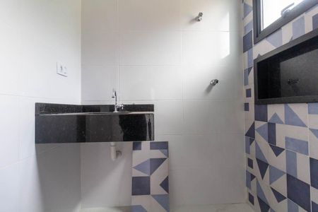 Casa à venda com 130m², 3 quartos e 2 vagasBanheiro 1