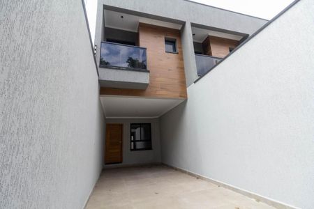 Casa à venda com 130m², 3 quartos e 2 vagasGaragem