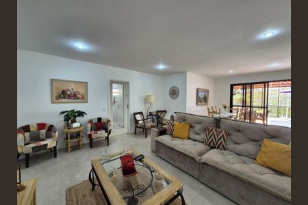 Apartamento à venda com 172m², 3 quartos e 3 vagasSala