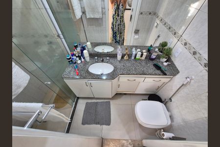 Apartamento à venda com 172m², 3 quartos e 3 vagasBanheiro da Suíte