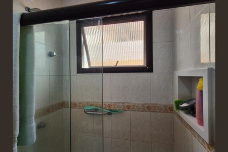 Apartamento à venda com 172m², 3 quartos e 3 vagasBanheiro social