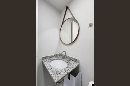 Apartamento para alugar com 55m², 2 quartos e 1 vaga Apartamento para alugar com 55m², 2 quartos e 1 vagaBanheiro Social